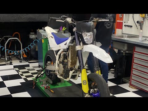 Leia mais sobre o artigo MONTANDO A HUSQVARNA SUPERMOTO