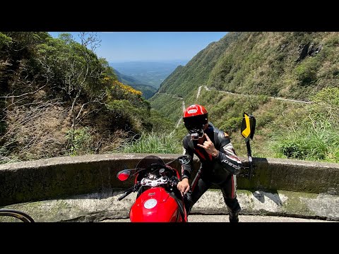 Leia mais sobre o artigo UM LUGAR QUE VOCÊ PRECISA VIAJAR NO BRASIL | SERRA DO RIO DO RASTRO