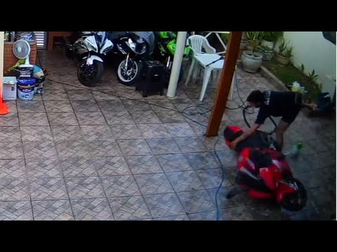 Leia mais sobre o artigo FOI UM ACIDENTE | DERRUBEI A S1000RR 2020 😭😭😭