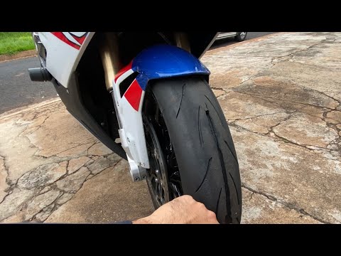 Leia mais sobre o artigo ACHO QUE DESCOBRI PORQUE O PNEU DA S1000RR ESTOUROU =/