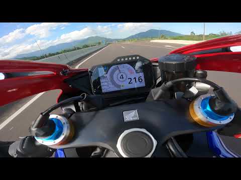 Leia mais sobre o artigo ACELEREI NAS CURVINHAS COM A CBR 1000 RR-R