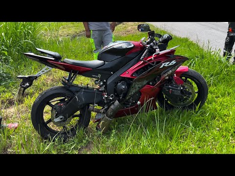 Leia mais sobre o artigo ELE CAIU NA MINHA FRENTE EM MORUNGABA E DEU P.T NA MOTO 😭😔