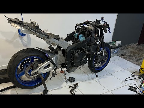 Leia mais sobre o artigo CBR 600 RR – JÁ COMEÇOU A DAR OUTRA CARA | REBUILDING CBR600RR PT4