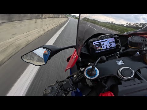 Leia mais sobre o artigo ACELERANDO FORTE NA ANHANGUERA A CBR 1000RR-R