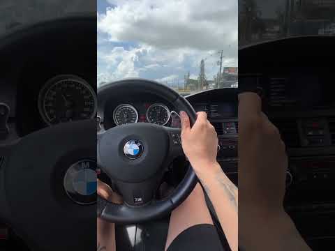 Leia mais sobre o artigo Bmw com ronco de F1 – M3 e92 v8, o melhor Downshift
