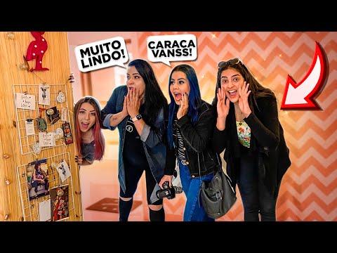 Leia mais sobre o artigo ELAS SE IMPRESSIONARAM COM MEU ATELIÊ DE MAQUIAGEM! *teve surpresa*