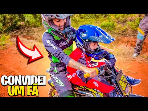 Leia mais sobre o artigo FIZ UM CONVITE PARA O MEU FÃ!