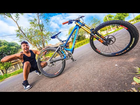 Leia mais sobre o artigo ESSA É A MINHA NOVA BIKE DE DOWNHILL