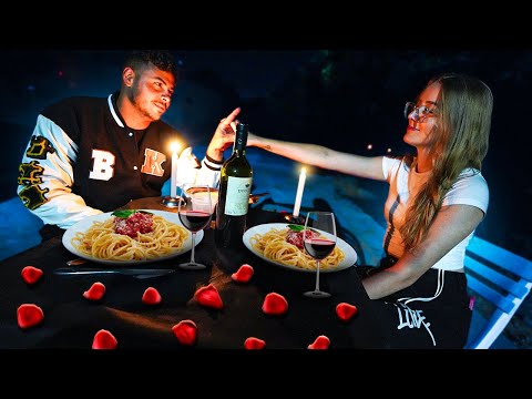 Leia mais sobre o artigo FIZ UM JANTAR ROMANTICO NO MEU PRIMEIRO ENCONTRO E DEU MUITO RUIM