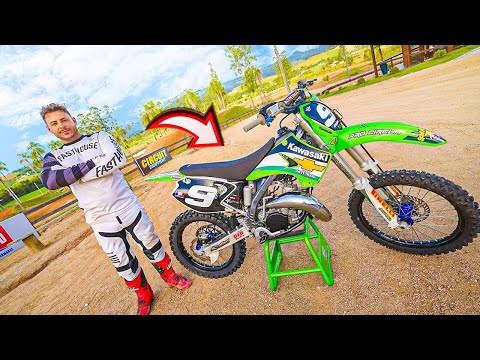 Leia mais sobre o artigo GANHEI A MOTO DE MOTOCROSS MAIS RARA DO MUNDO KX 125