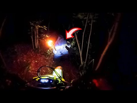 Leia mais sobre o artigo ENTREI NA FLORESTA DO VELHO SATANICO COM A MOTO DE NOITE E DEU RUIM – CAÇADORES DE LENDAS
